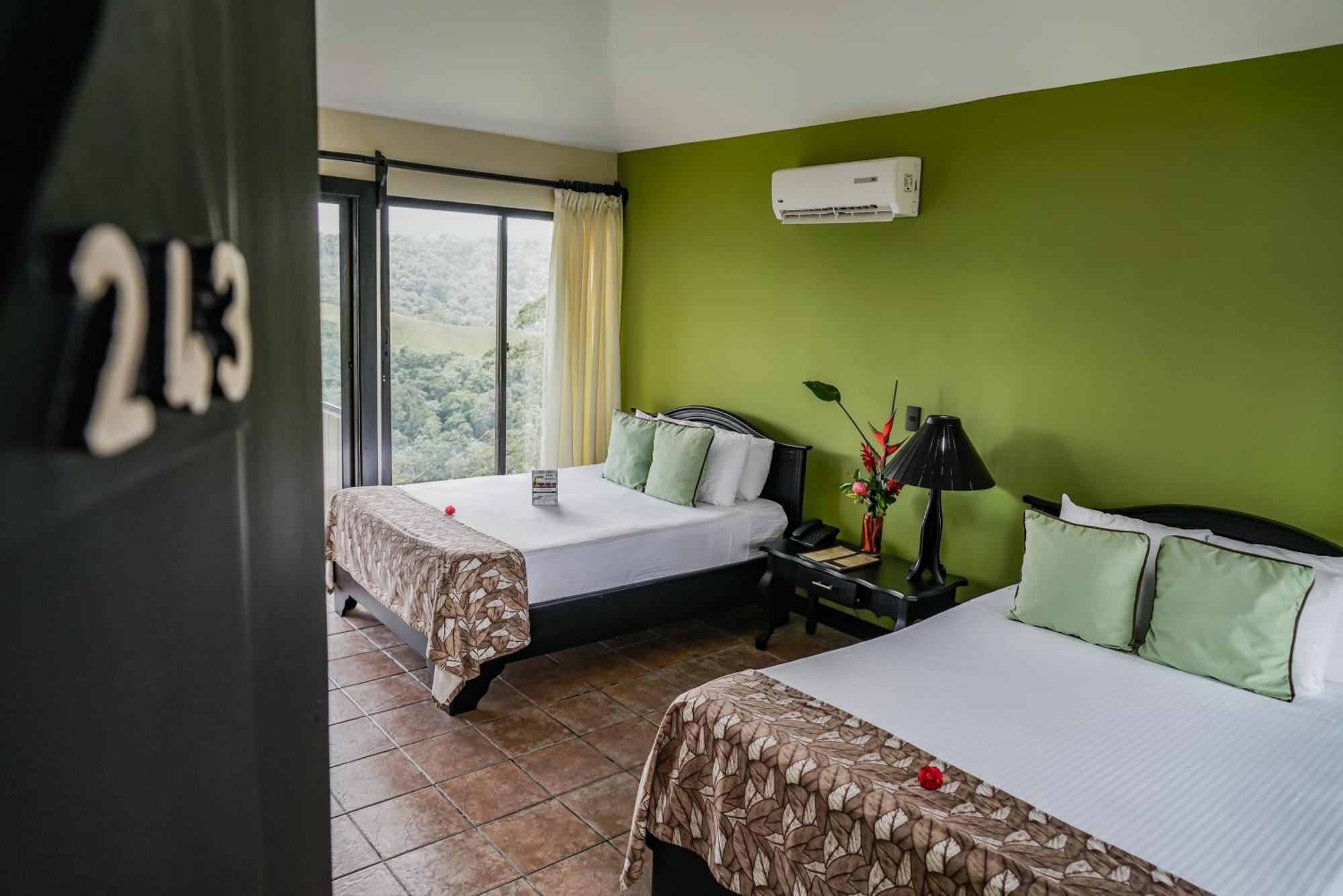 Montana De Fuego Mountain Resort & Spa La Fortuna Pokoj fotografie