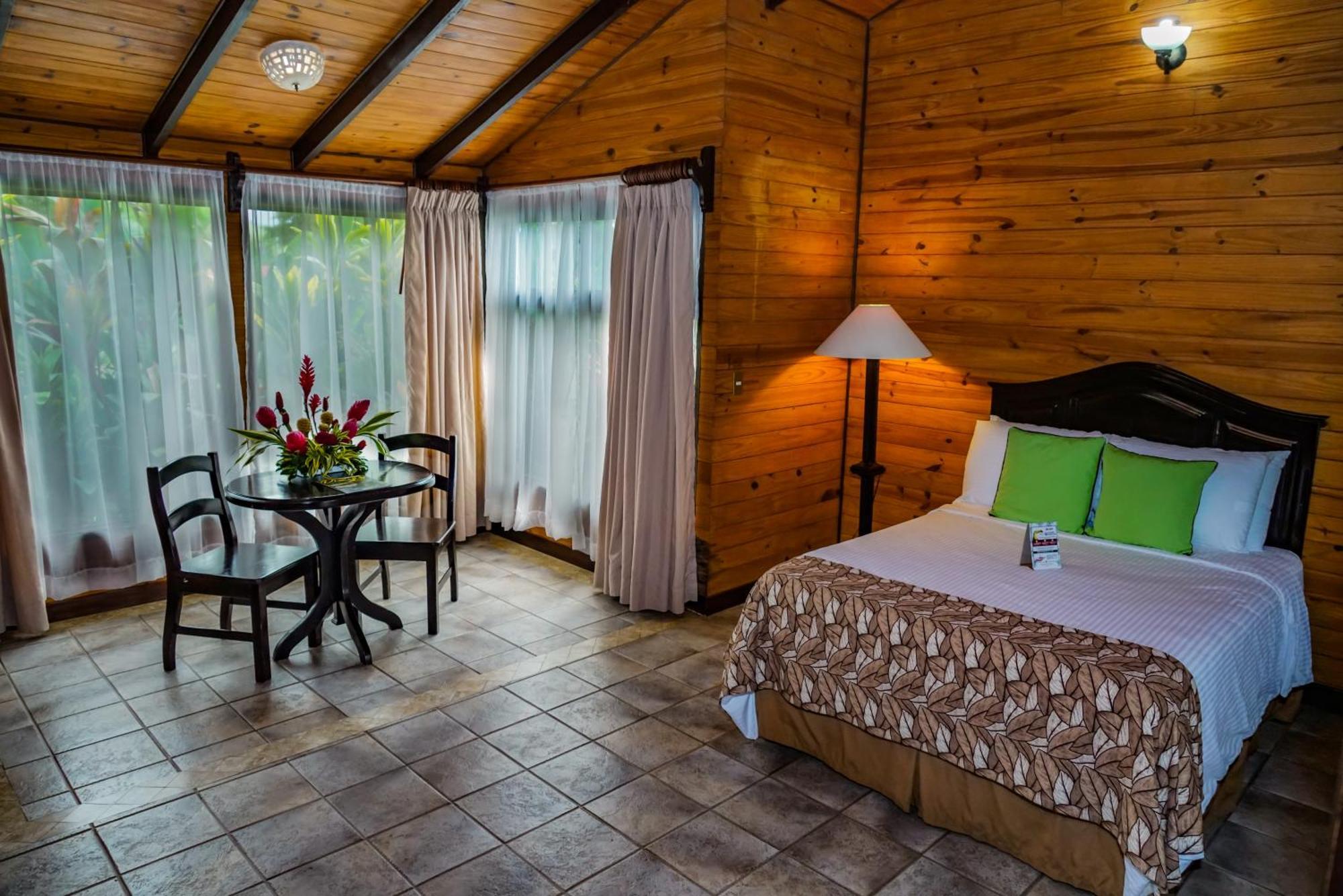 Montana De Fuego Mountain Resort & Spa La Fortuna Pokoj fotografie